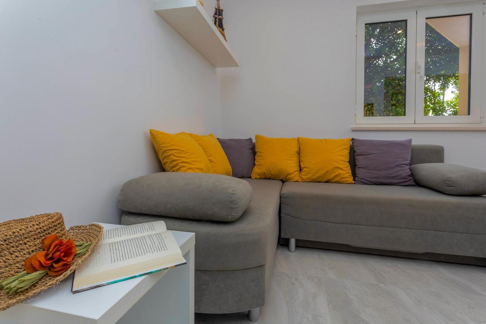 Apartments Tatjana Dominis Хвар Екстериор снимка