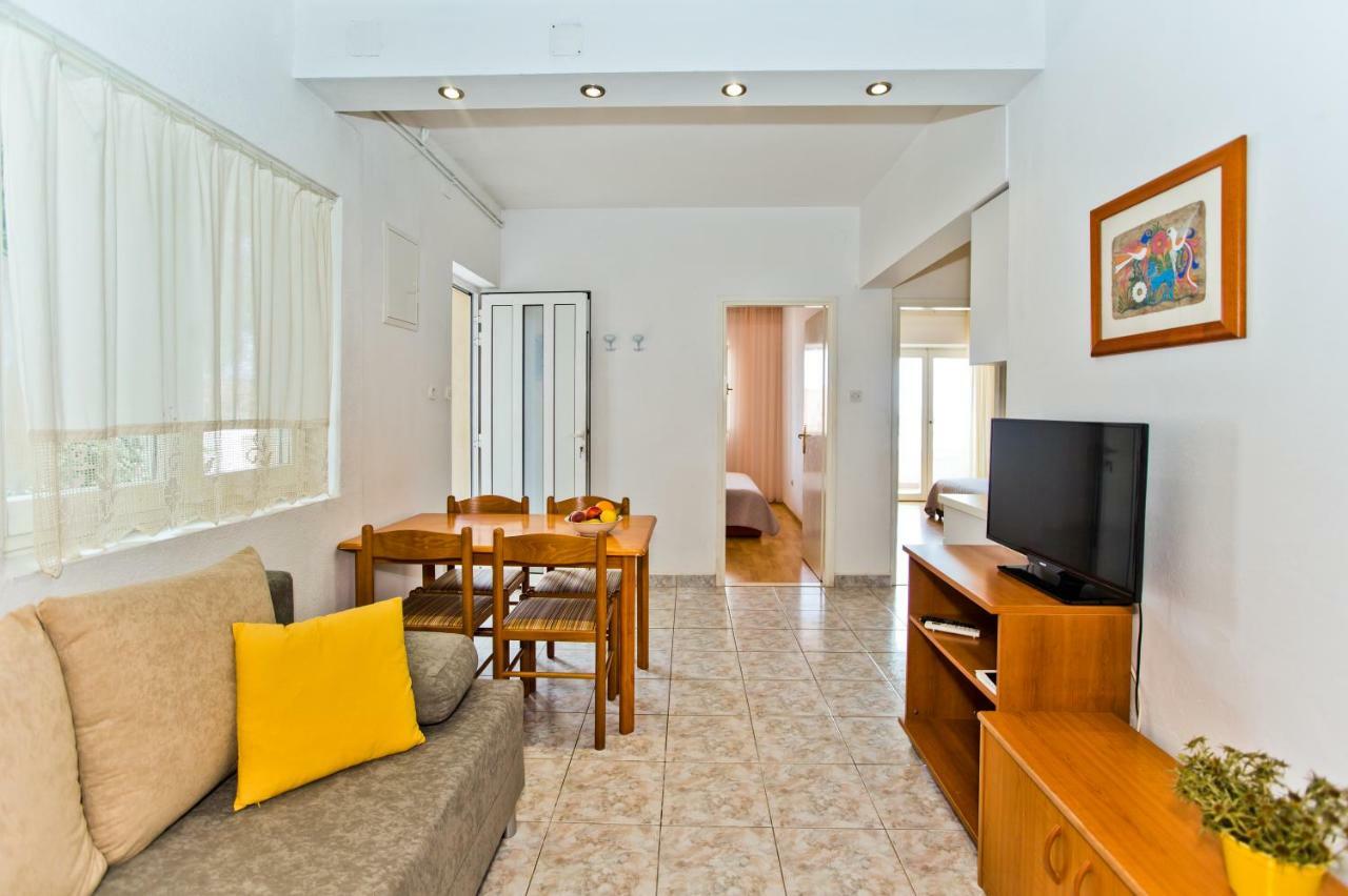 Apartments Tatjana Dominis Хвар Екстериор снимка